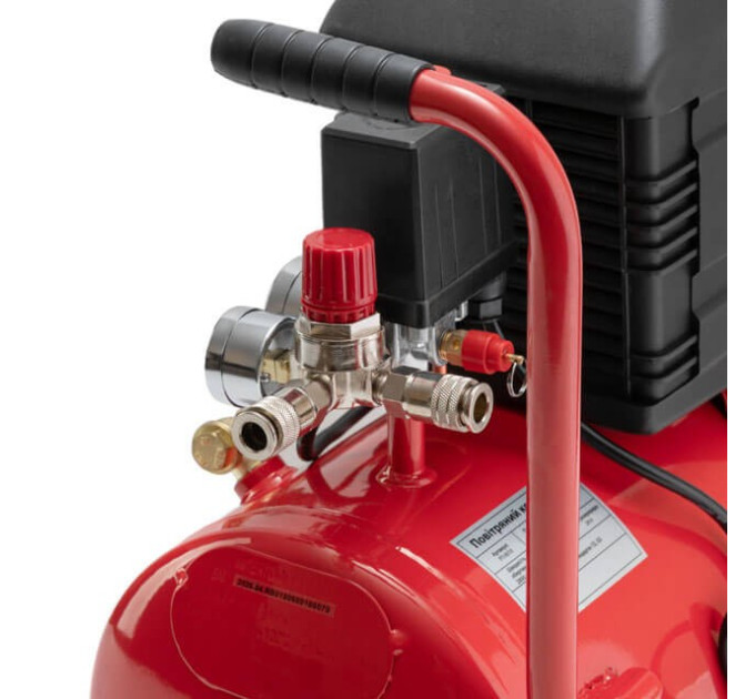 Компресор 24 л, 1500 Вт, 220 В, 8 атм, 206 л/хв. INTERTOOL PT-0010