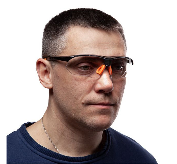 Окуляри захисні прозорі, матеріал лінз полікарбонат, завушини чорного кольору, матеріал нейлон, гумова накладка для носа, захист від удару INTERTOOL SP-0092