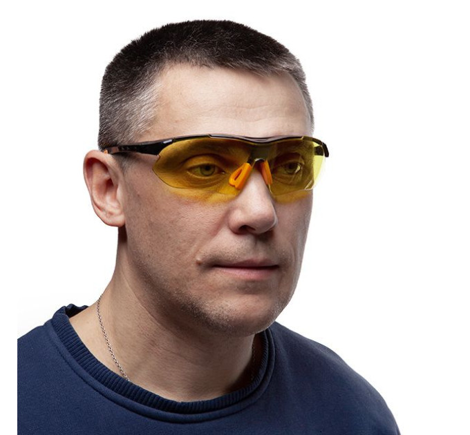 Окуляри захисні жовті, матеріал лінз полікарбонат, завушини чорного кольору, матеріал нейлон, гумова накладка для носа, захист від удару INTERTOOL SP-0093