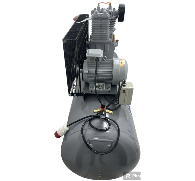 Поршневой компрессор LT50-270L