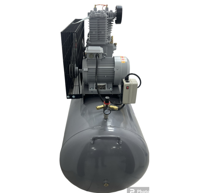 Поршневой компрессор LT50-500L